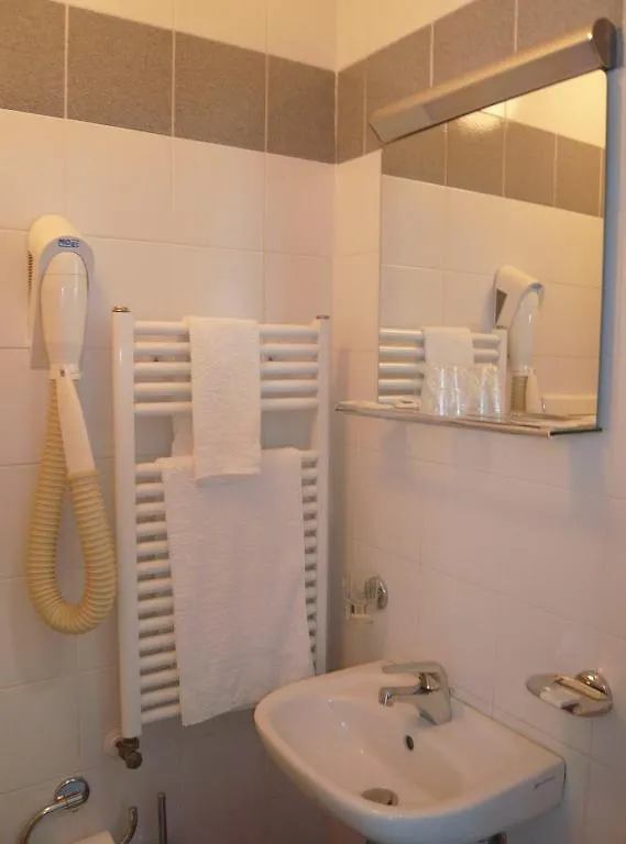 Hotel Sogno فياريجيو